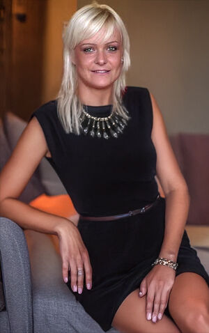 Corinne Worder