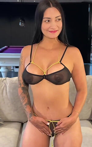 Sara Laureles
