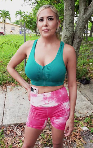 Caitlin Bell